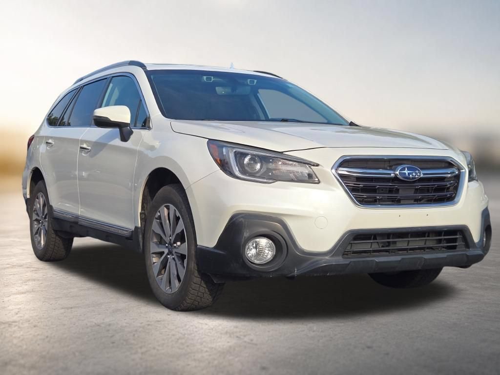 Used 2018 Subaru Outback 3.6R Touring AWD/4WD image 5