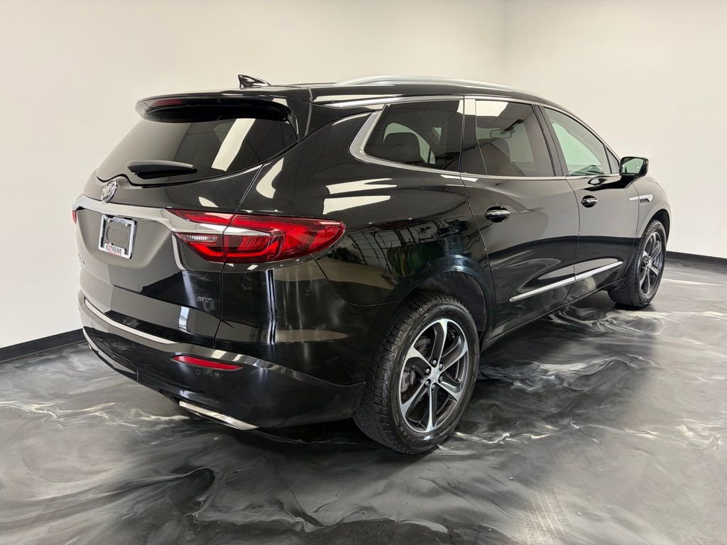 Used 2021 Buick Enclave Essence w/ Sport Touring Edition image 24