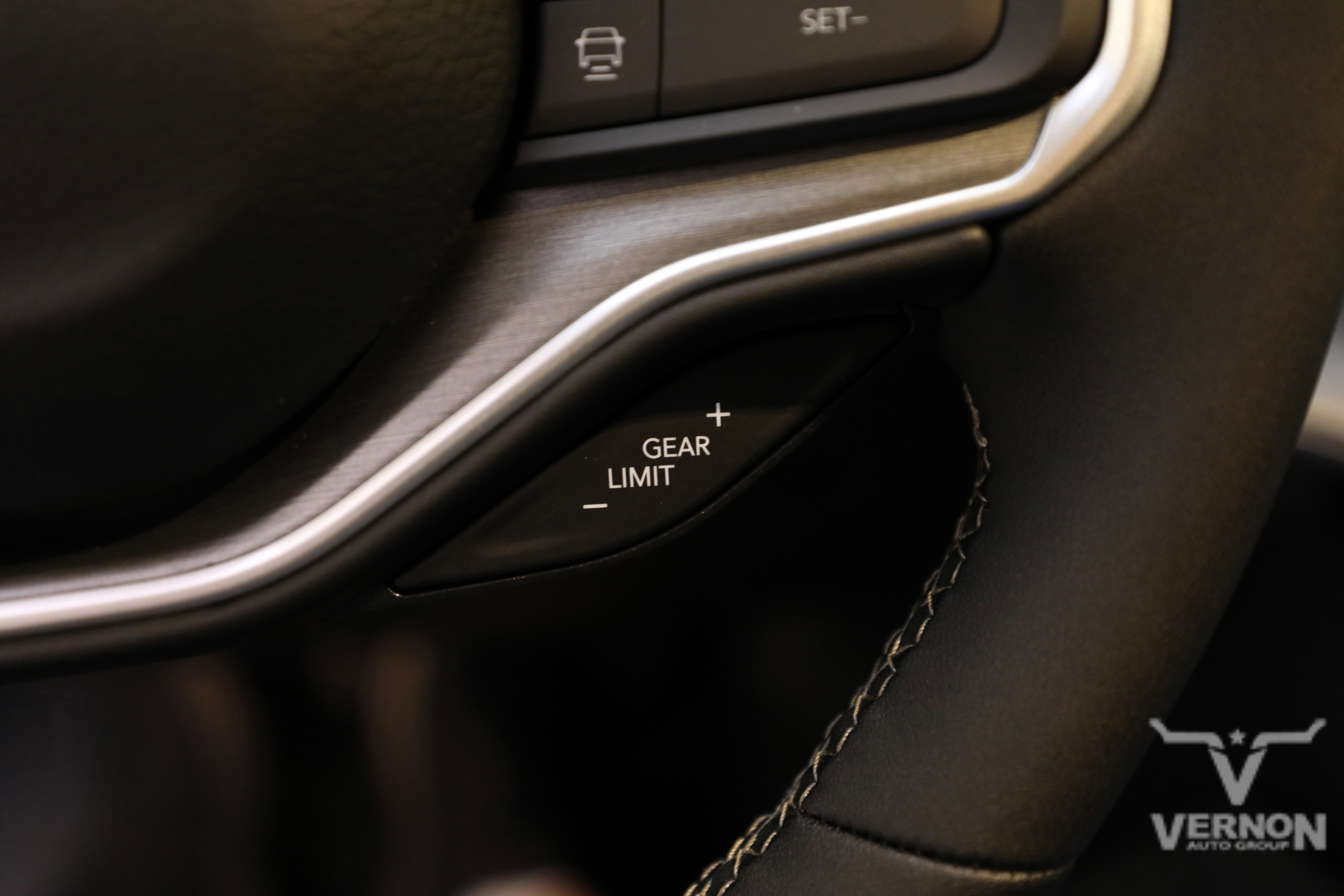 New 2025 Jeep Wagoneer Base 4x4 w/ Convenience Group I image 26