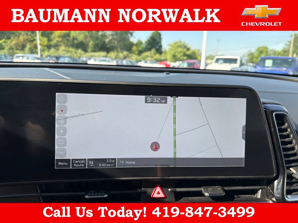 Used 2025 Kia Sportage EX FWD image 31
