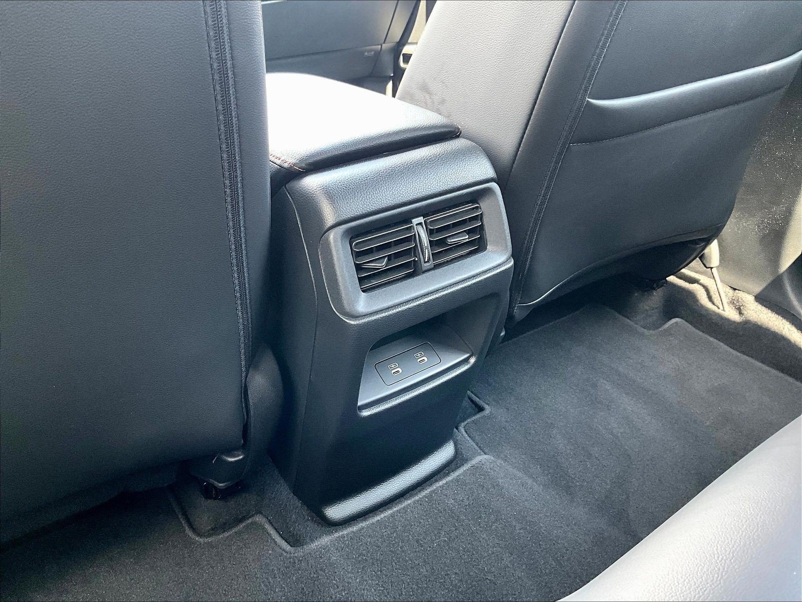 Used 2024 Honda CR-V Sport Touring image 10
