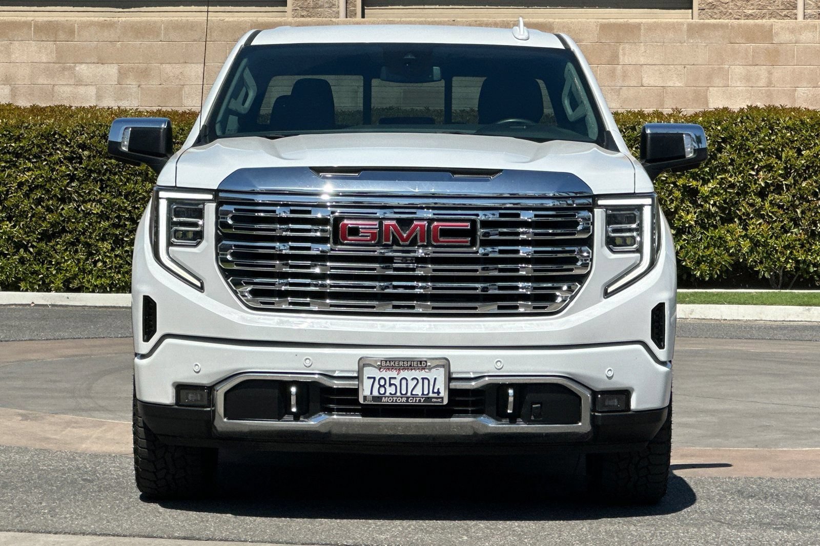 Certified 2025 GMC Sierra 1500 Denali AWD/4WD image 9