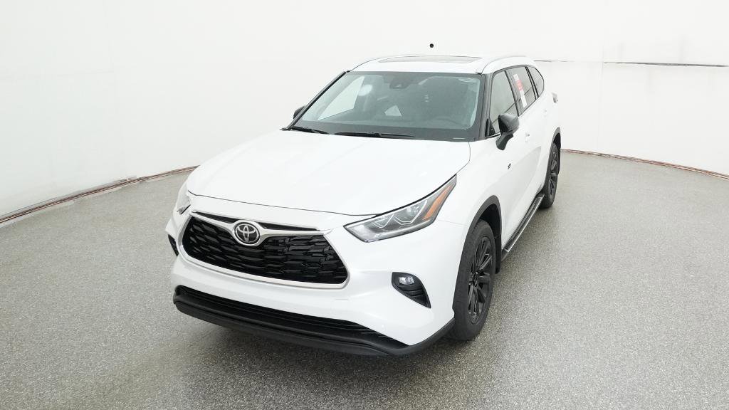 New 2025 Toyota Highlander Limited image 5