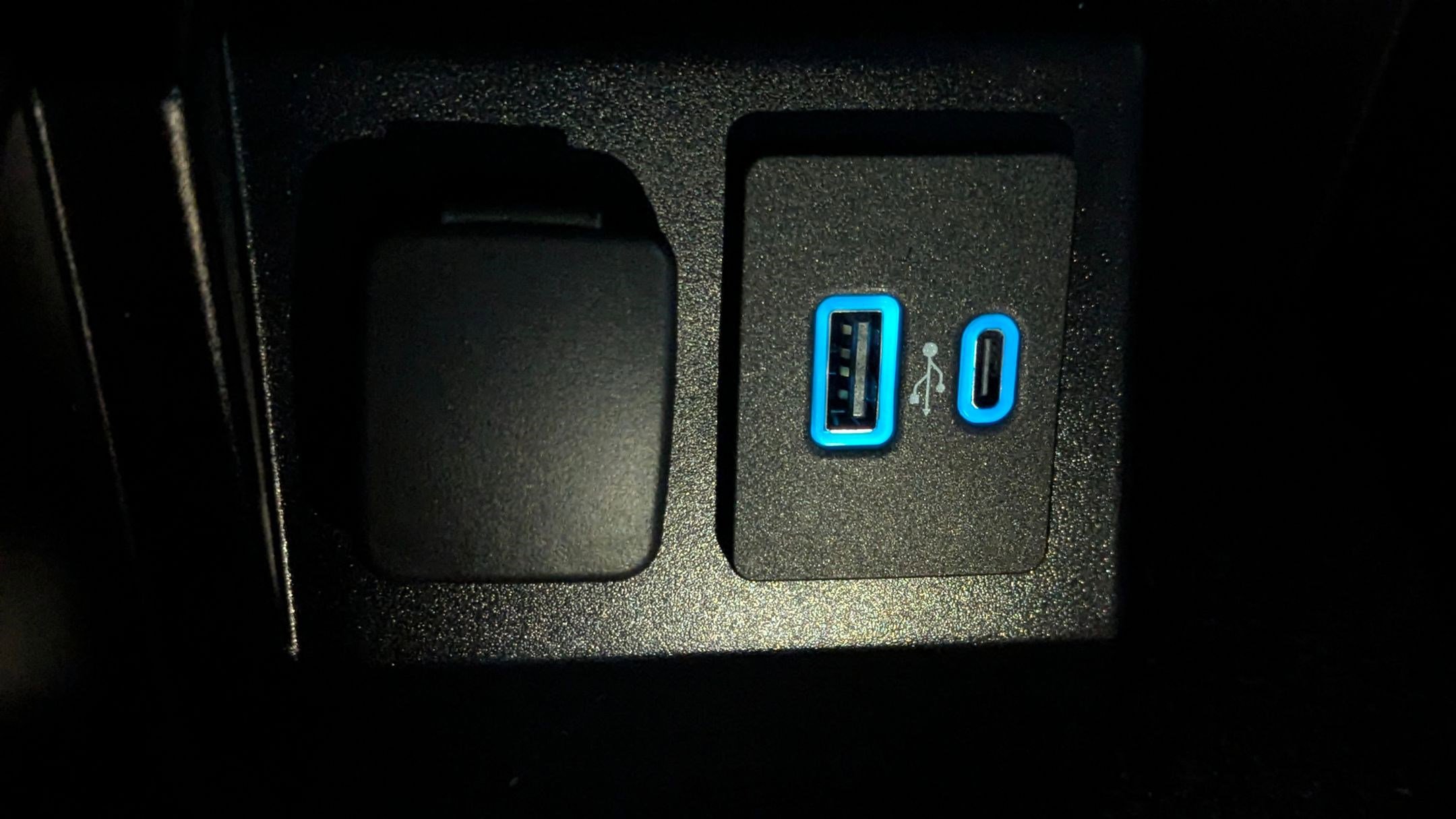 Used 2021 Ford Explorer ST w/ Equipment Group 401A image 28