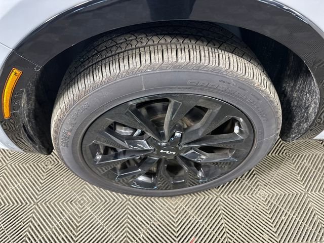 Used 2023 Kia Sorento SX image 10