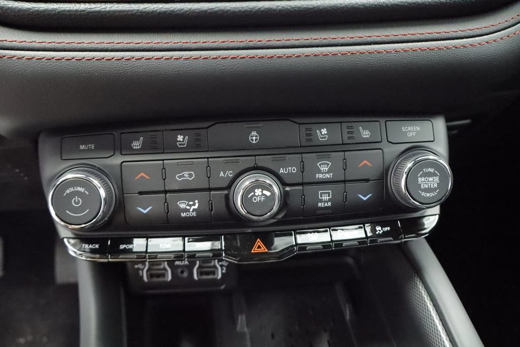 New 2026 Dodge Durango GT w/ Tow 'N Go Package AWD/4WD image 33