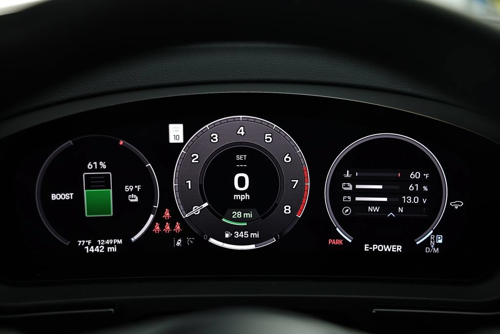 Certified 2025 Porsche Cayenne S AWD/4WD image 34