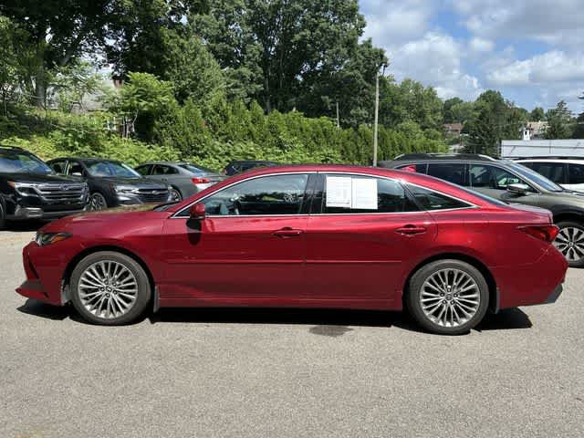 Used 2022 Toyota Avalon Limited w/ Advanced Safety Package FWD image 2