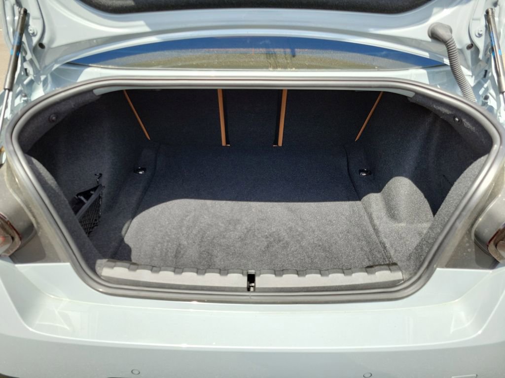 Used 2024 BMW M240i Coupe image 9