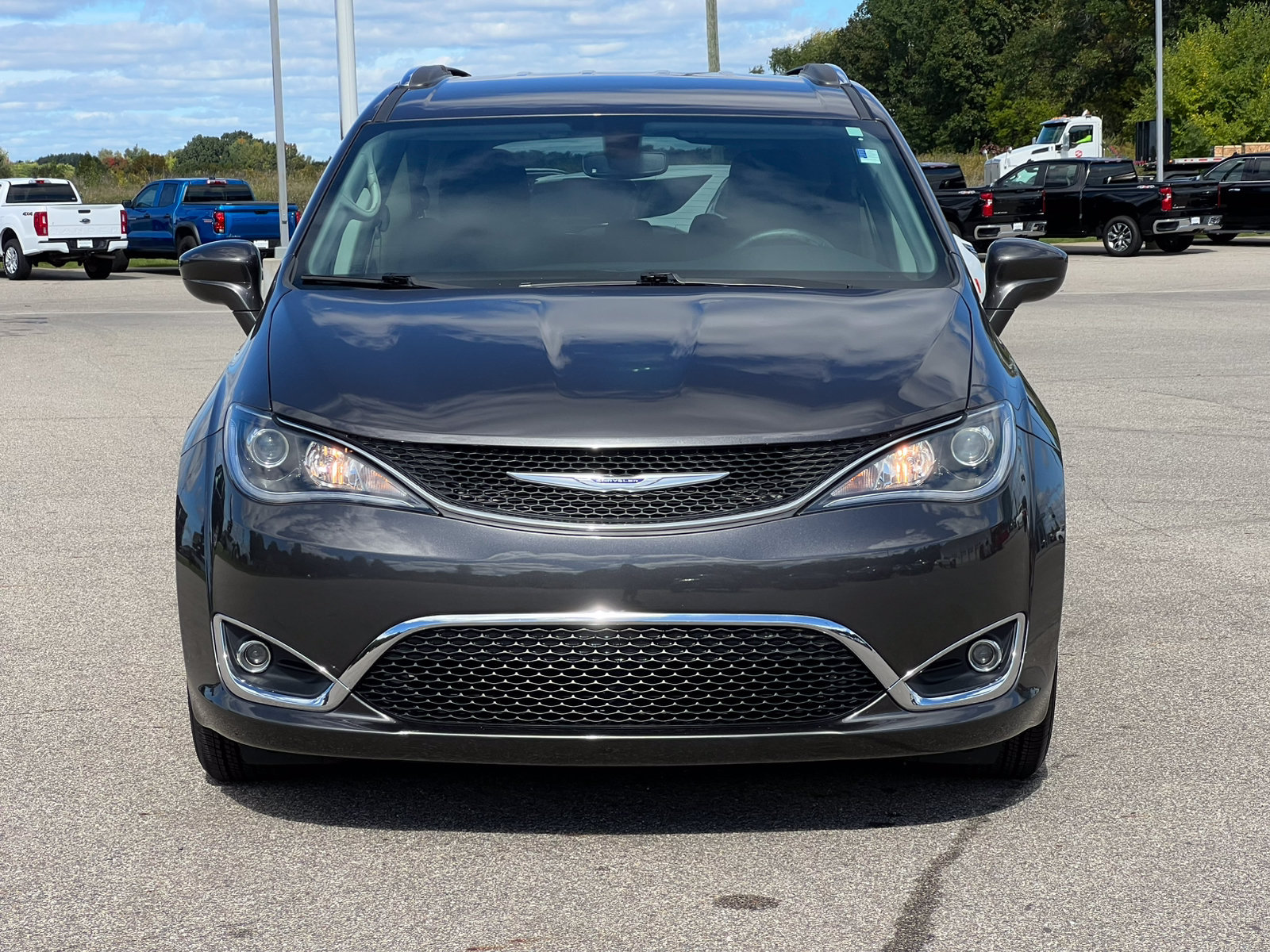 Used 2020 Chrysler Pacifica Touring-L Plus FWD image 48