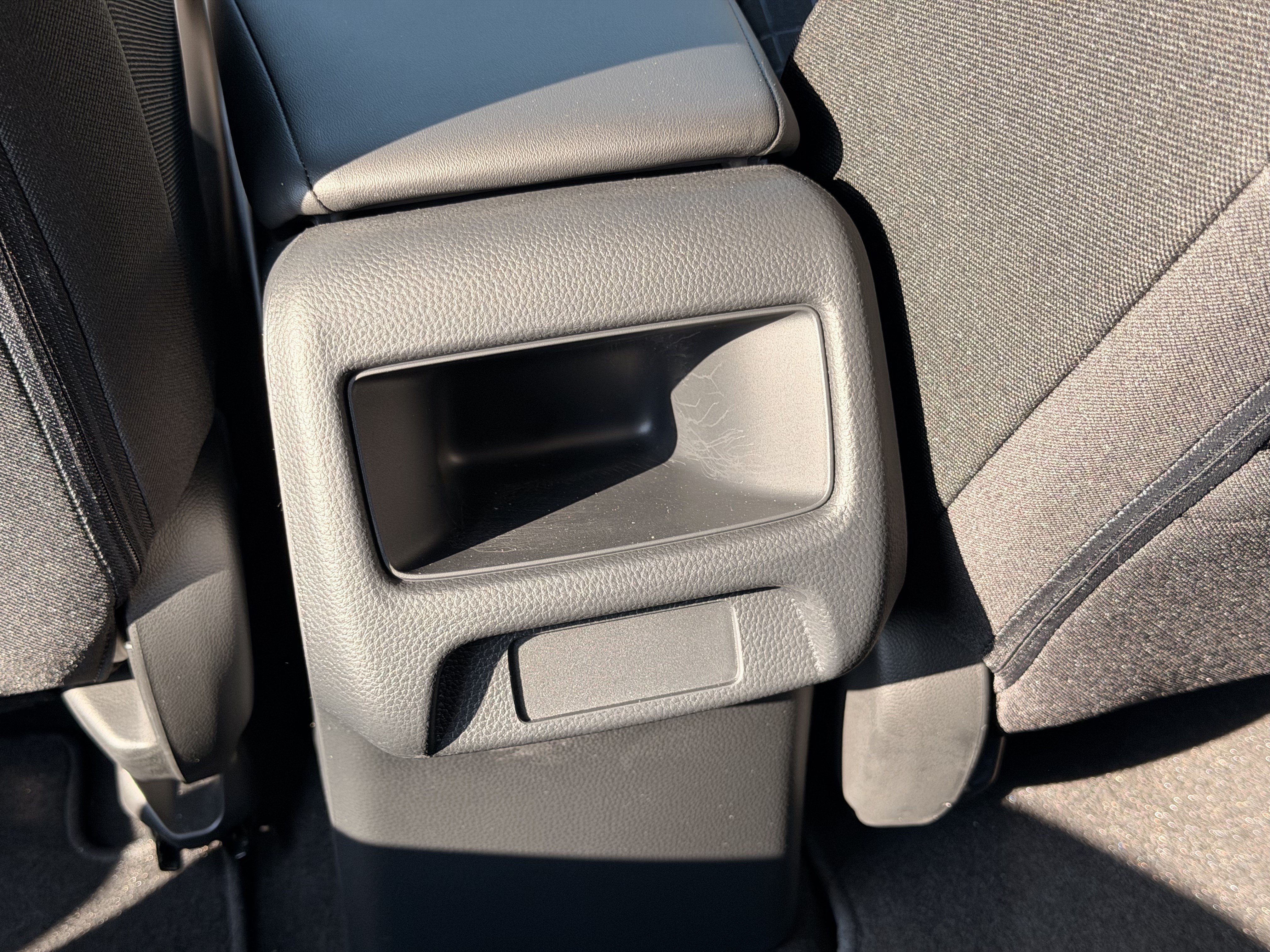 Certified 2024 Honda HR-V LX image 25