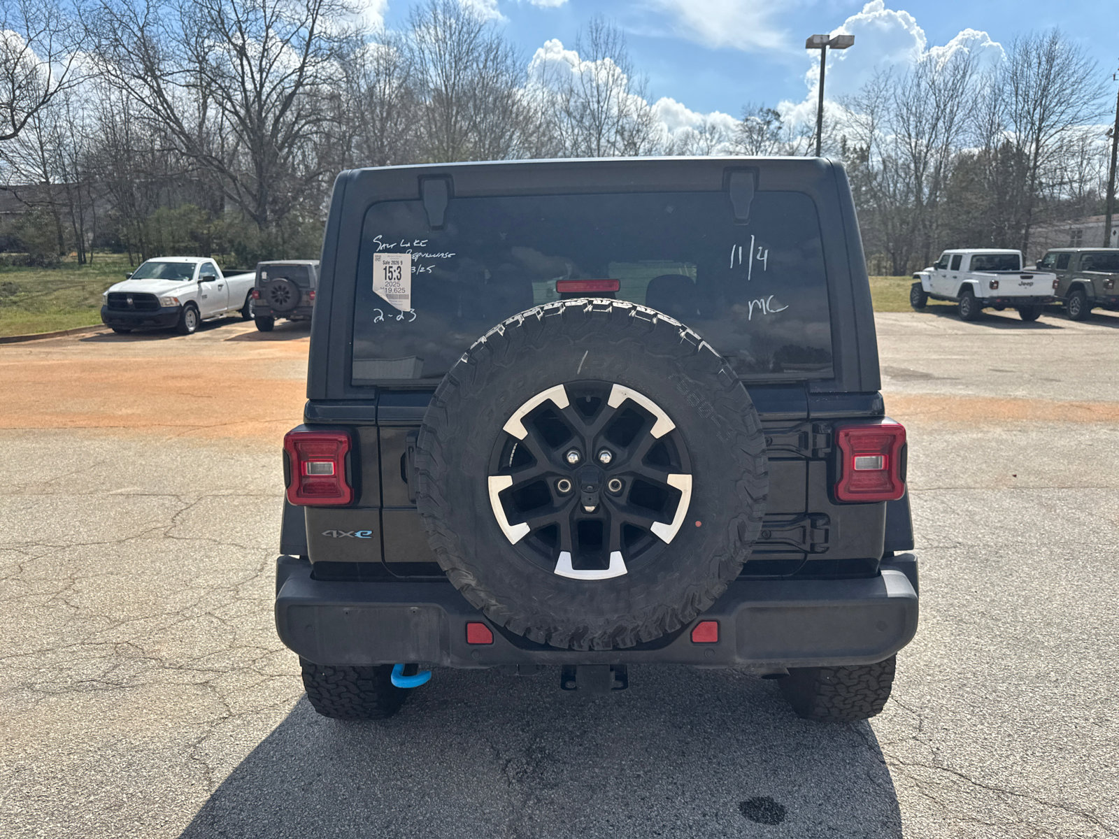 Used 2025 Jeep Wrangler Unlimited Rubicon 4xe w/ Safety Group image 6