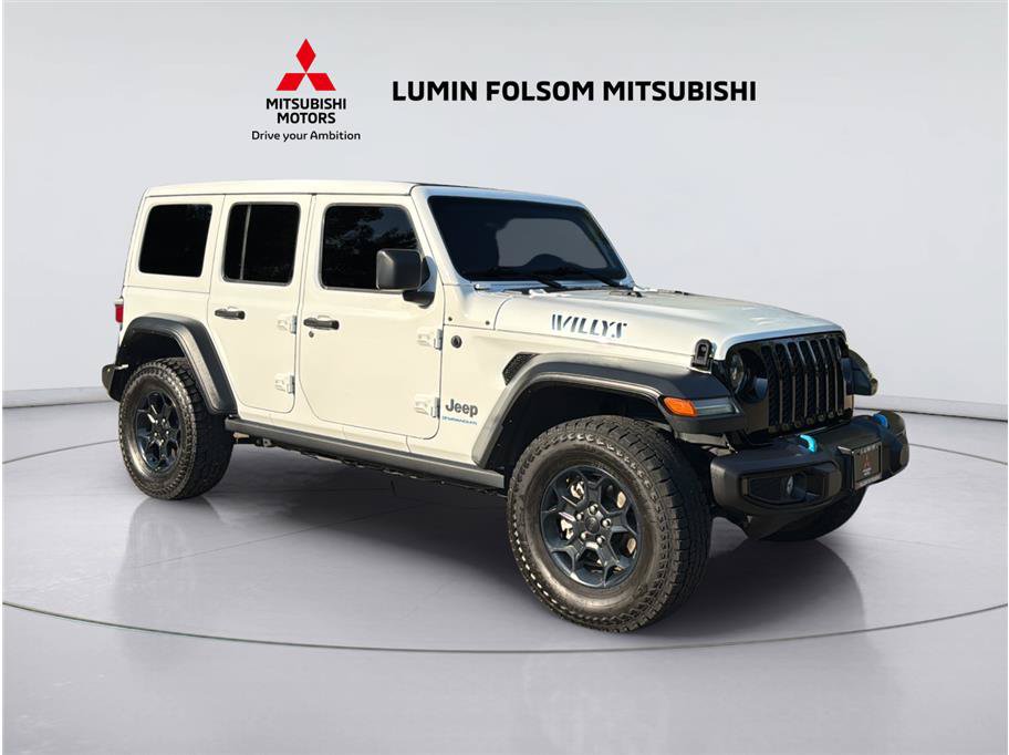 Used 2023 Jeep Wrangler Unlimited w/ Sun & Screen Package AWD/4WD image 7