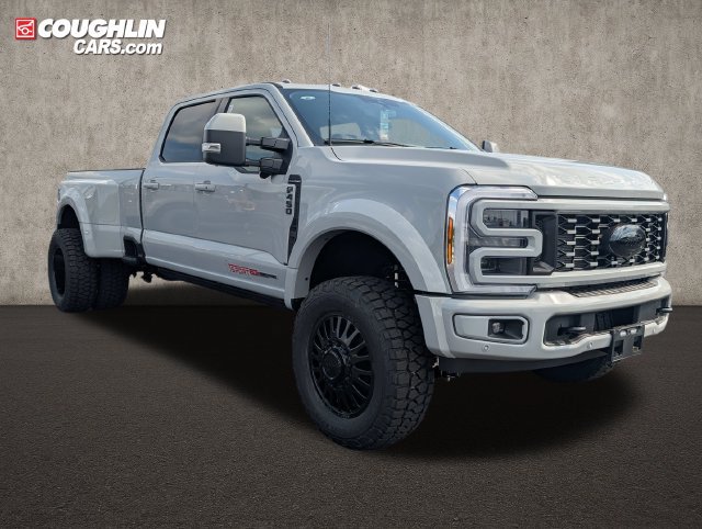 New 2026 Ford F450 Platinum w/ Platinum Plus Package