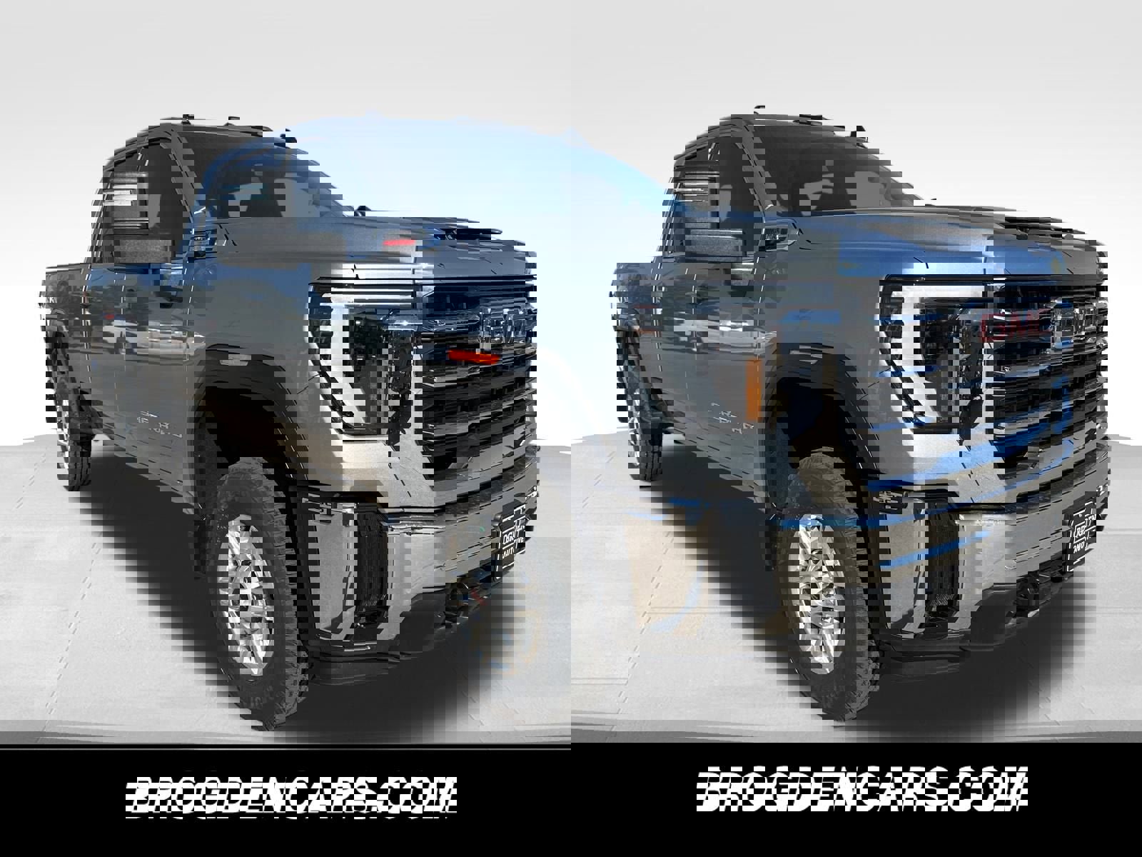 New 2025 GMC Sierra 2500 SLE w/ SLE Value Package; image 10