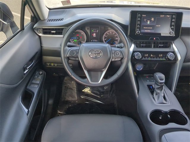 Certified 2022 Toyota Venza LE image 16