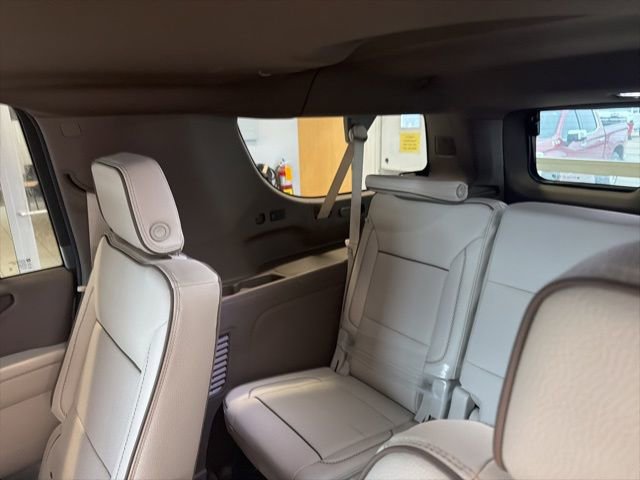 New 2026 GMC Yukon XL Denali w/ Denali Reserve Package image 29