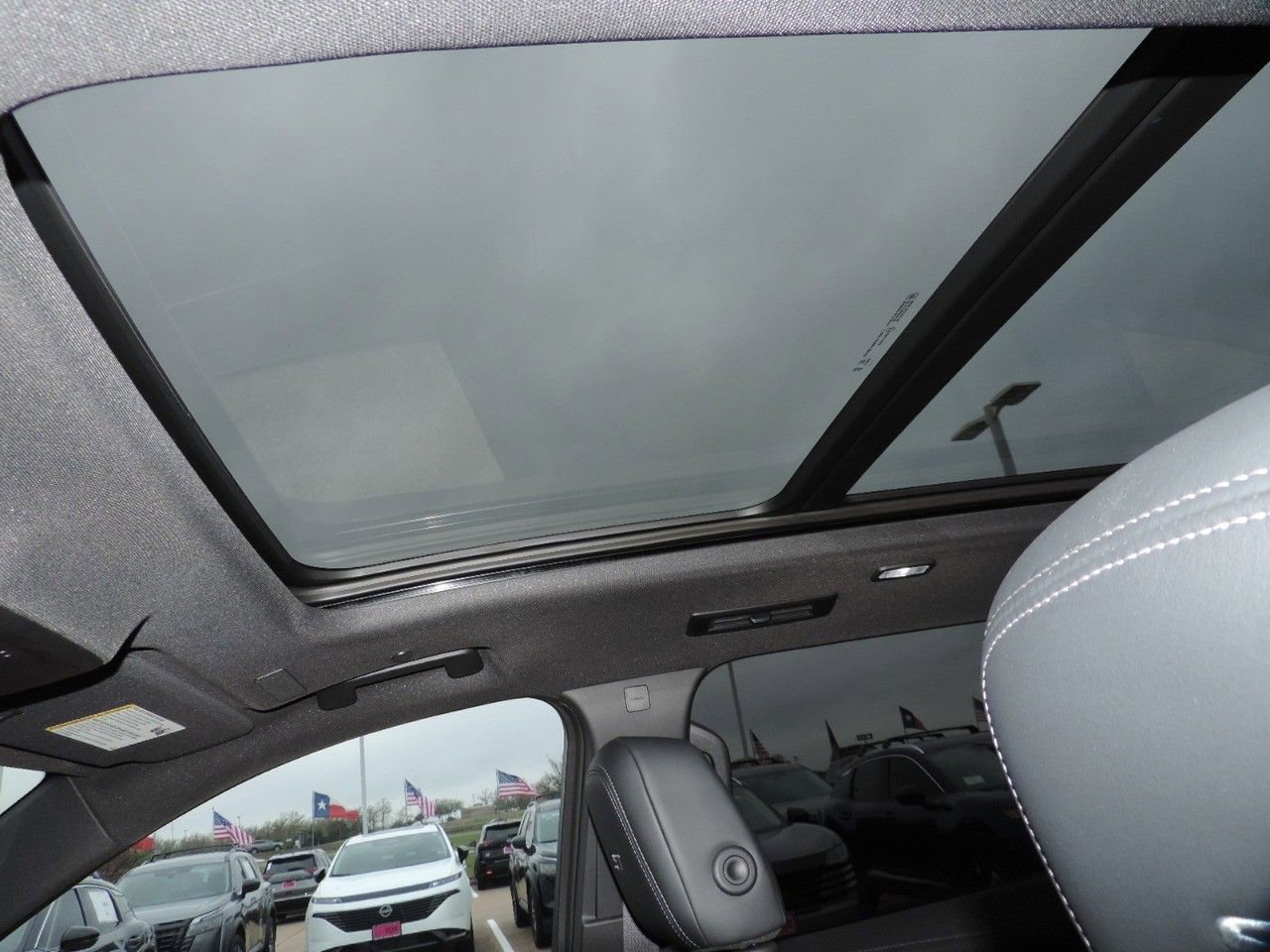 Used 2025 Buick Enclave Sport Touring w/ Power Package image 21