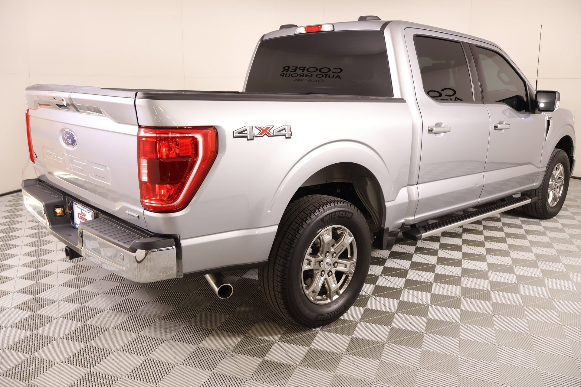 Used 2023 Ford F150 XLT w/ Equipment Group 302A High image 21