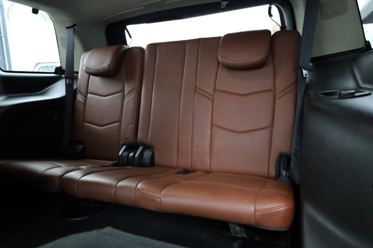 Used 2016 Cadillac Escalade Premium AWD/4WD image 19