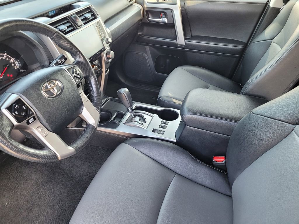 Used 2023 Toyota 4Runner SR5 Premium w/ Moonroof Package RWD image 9