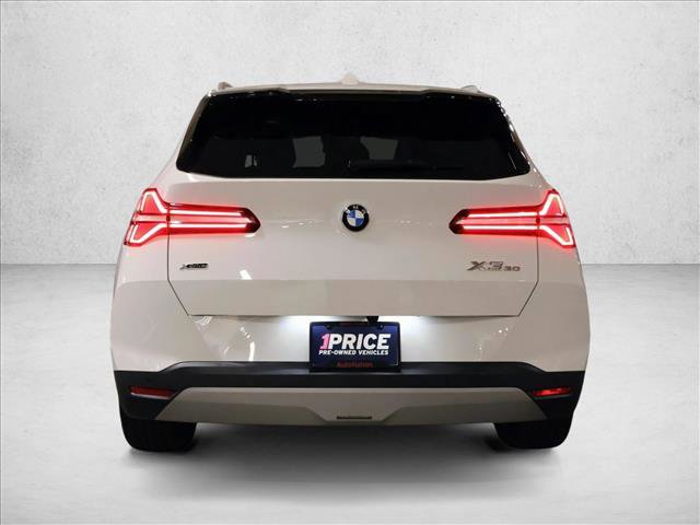 Used 2025 BMW X3 xDrive30i image 11