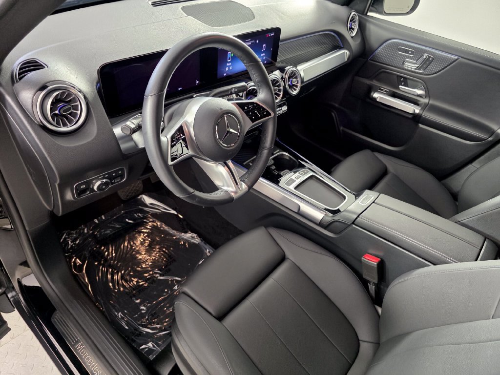 Certified 2025 Mercedes-Benz GLB 250 image 10