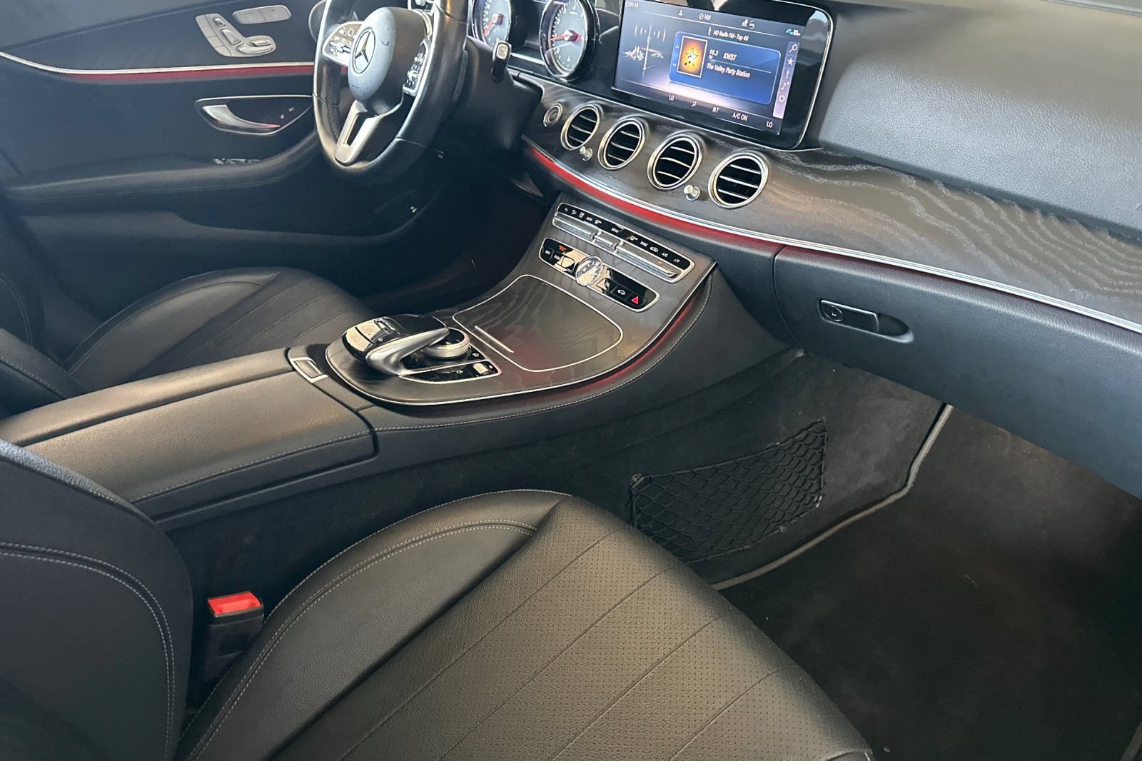 Used 2019 Mercedes-Benz E 300 w/ Premium 1 Package image 12