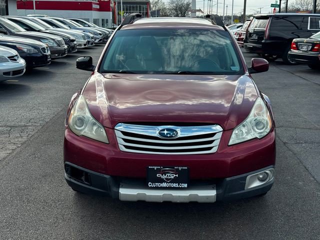 Used 2011 Subaru Outback 2.5i Limited AWD/4WD image 2