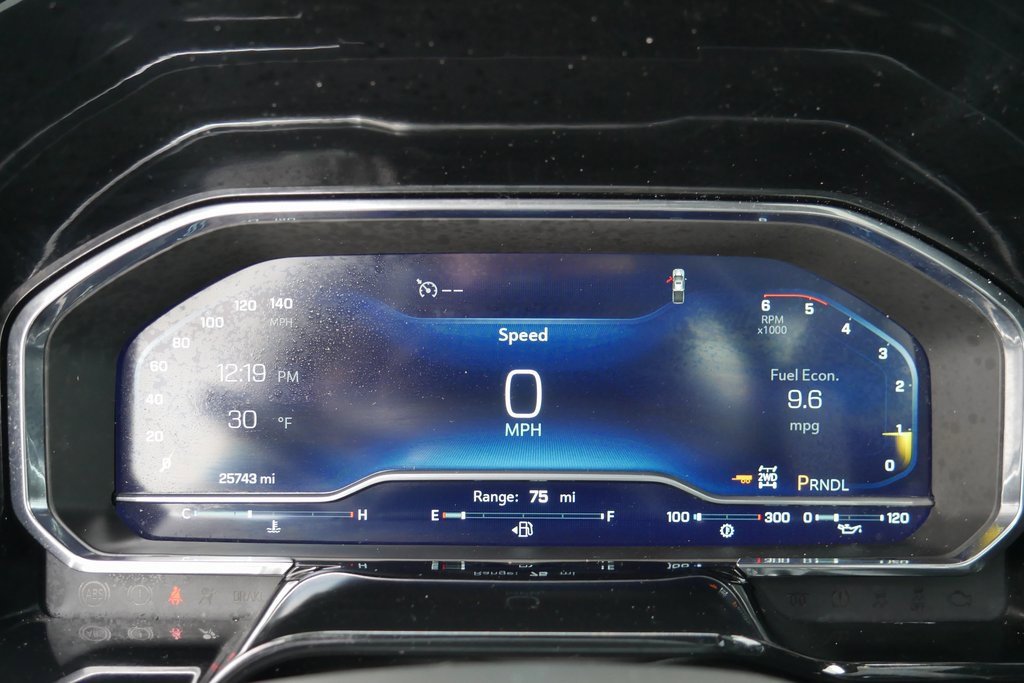 Used 2025 Chevrolet Silverado 2500 LT w/ Convenience Package image 15