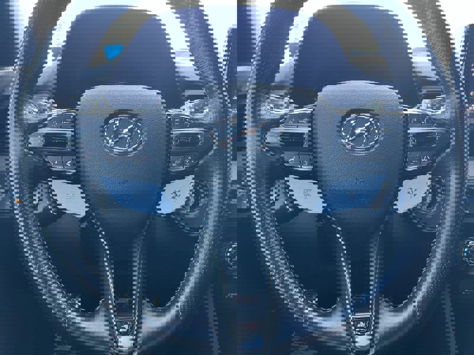 Certified 2022 Hyundai Veloster N image 24