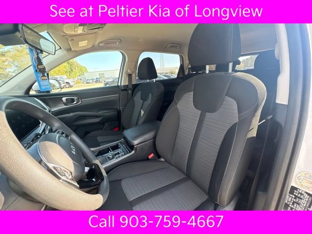 Used 2024 Kia Sorento LX FWD image 9