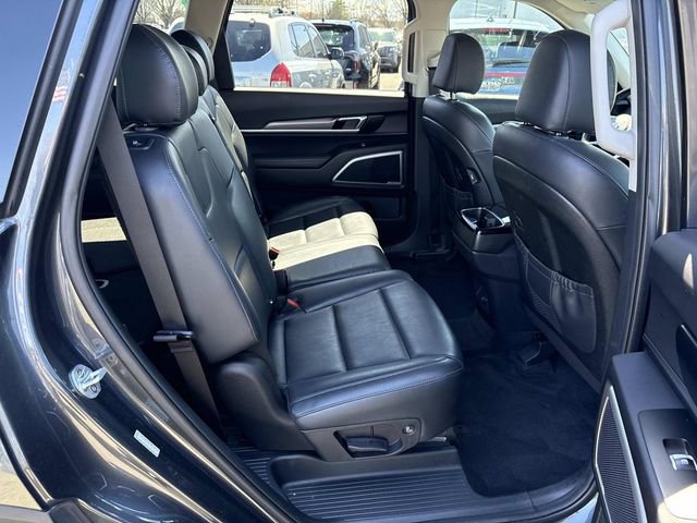 Used 2020 Kia Telluride LX image 11