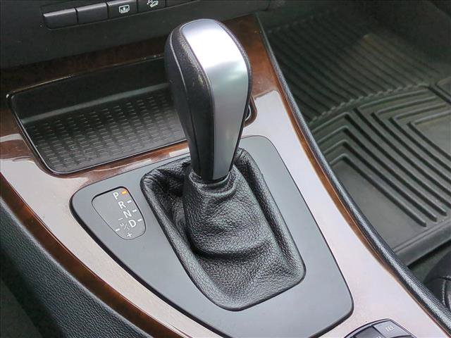 Used 2011 BMW 335i xDrive Sedan AWD/4WD image 12