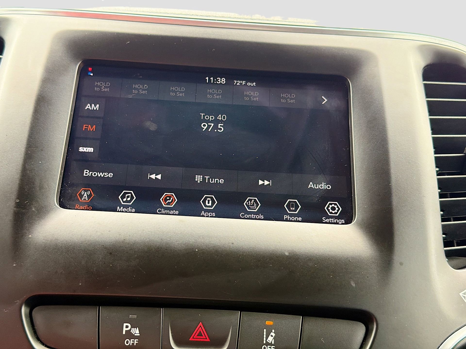 Used 2021 Jeep Cherokee Latitude Plus image 18