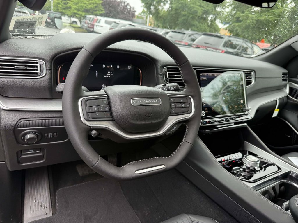 New 2026 Jeep Grand Wagoneer Limited w/ Premium Group II AWD/4WD image 2