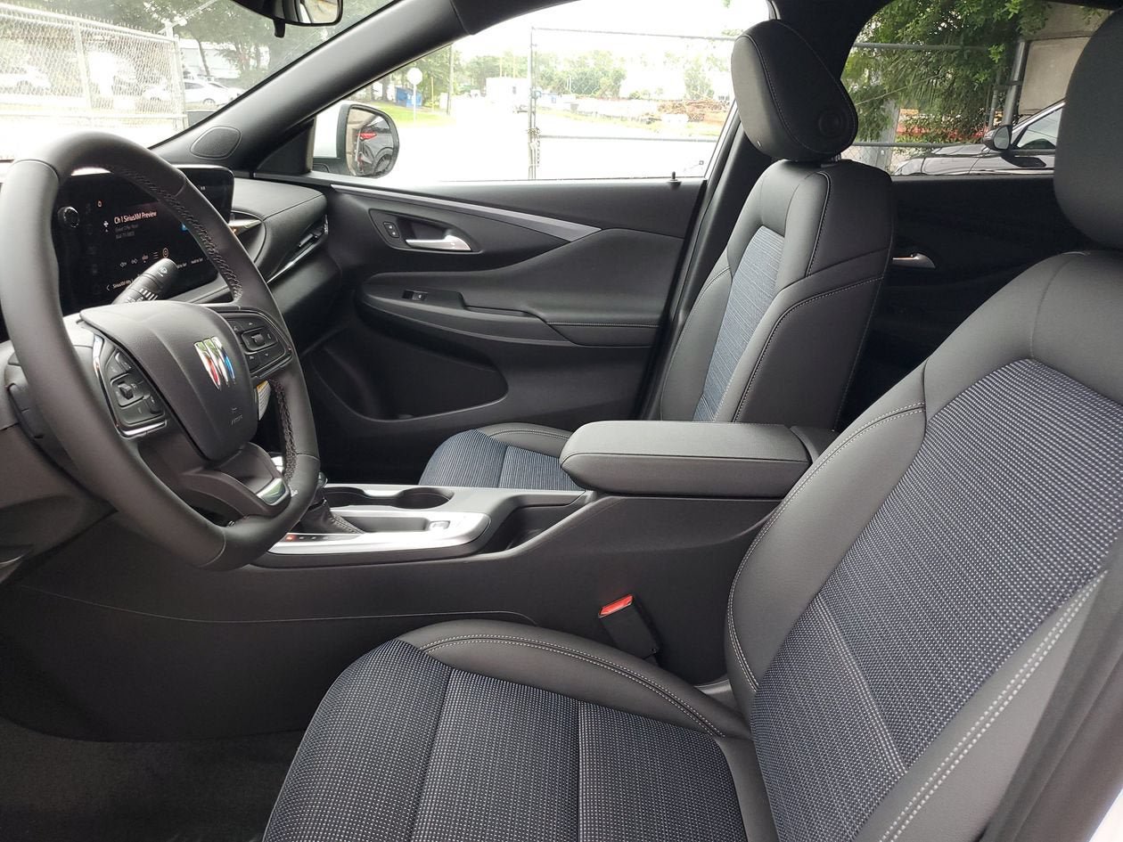 New 2026 Buick Envista Sport Touring w/ Convenience I Package FWD image 18