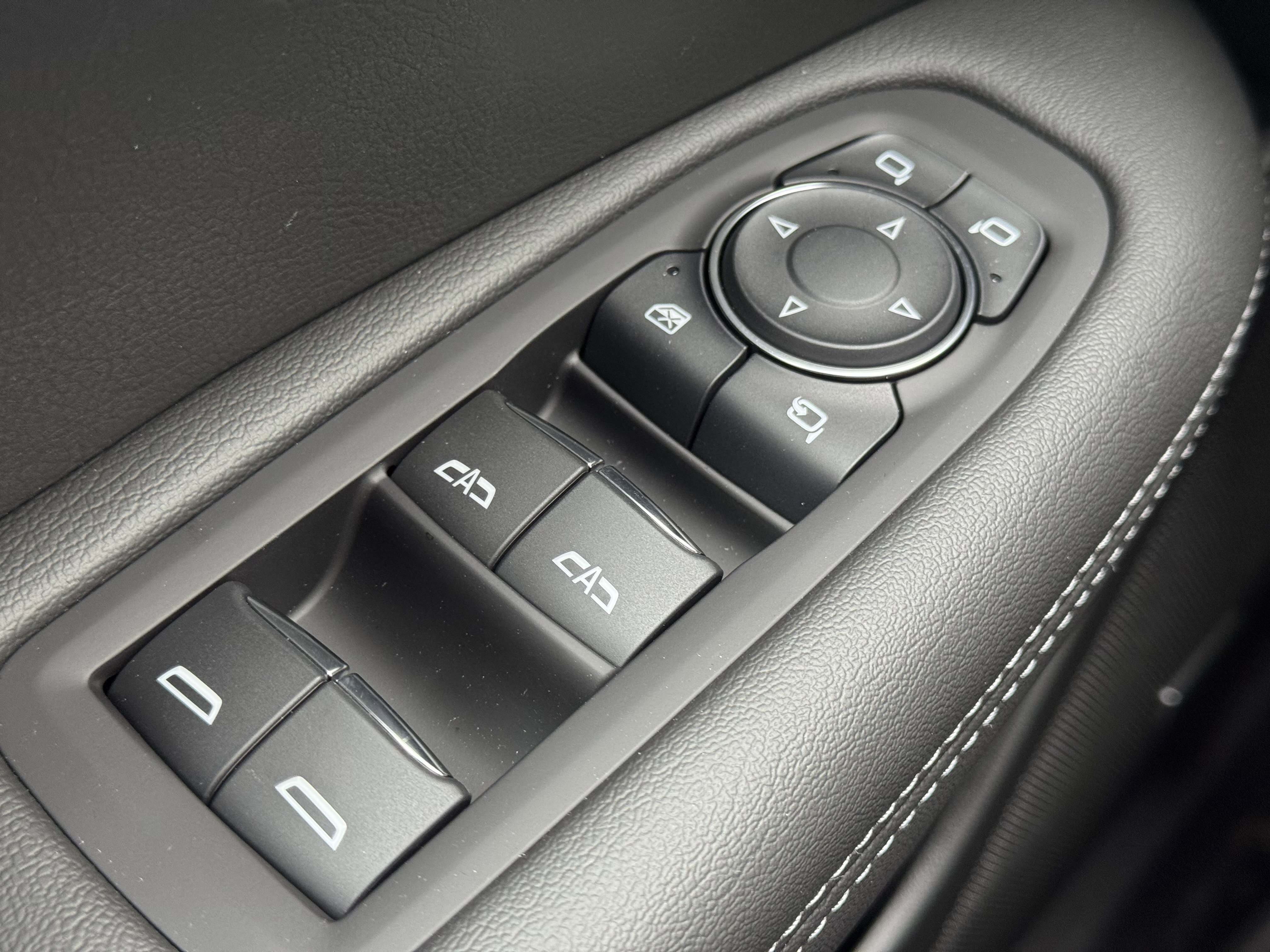 New 2025 Cadillac XT6 Premium Luxury image 32