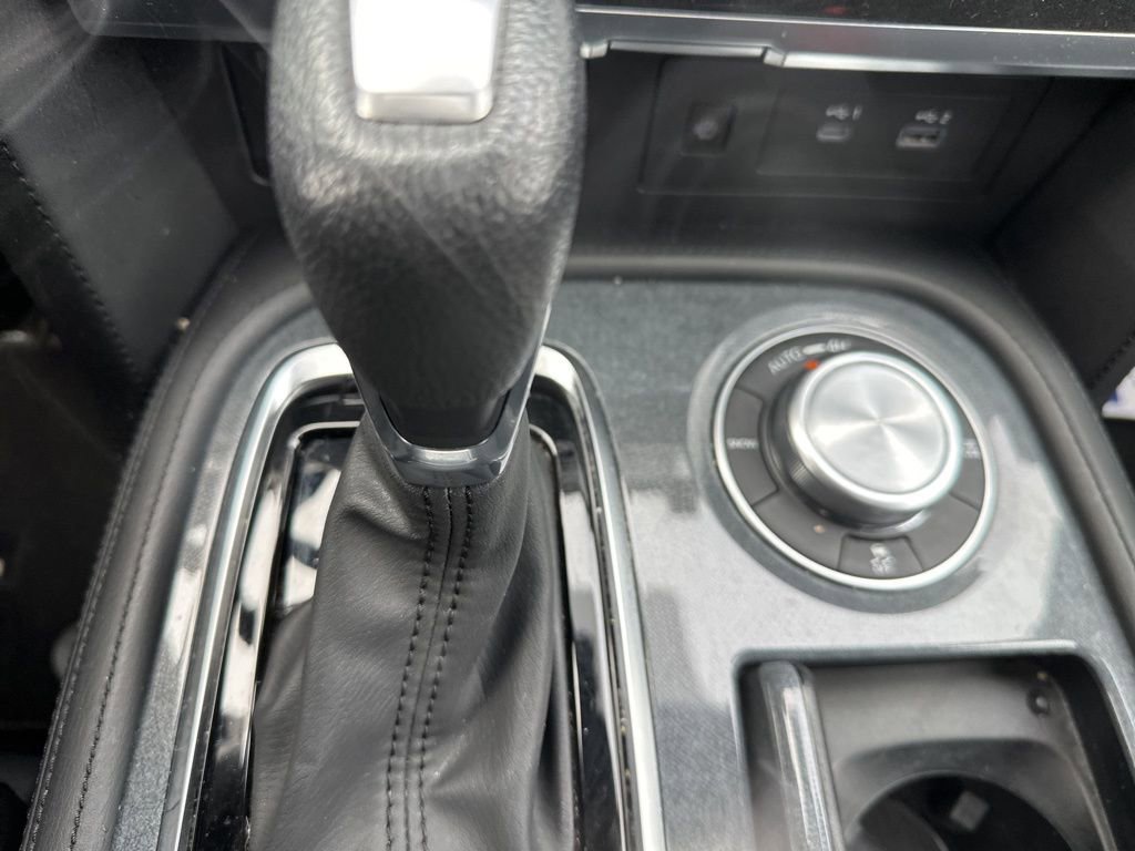 Used 2022 Nissan Armada SL w/ Midnight Edition Package image 22