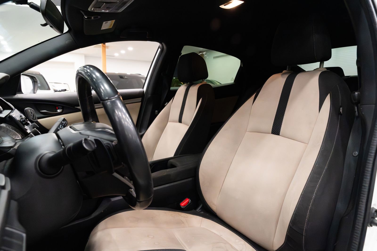 Used 2018 Honda Civic Sport image 8