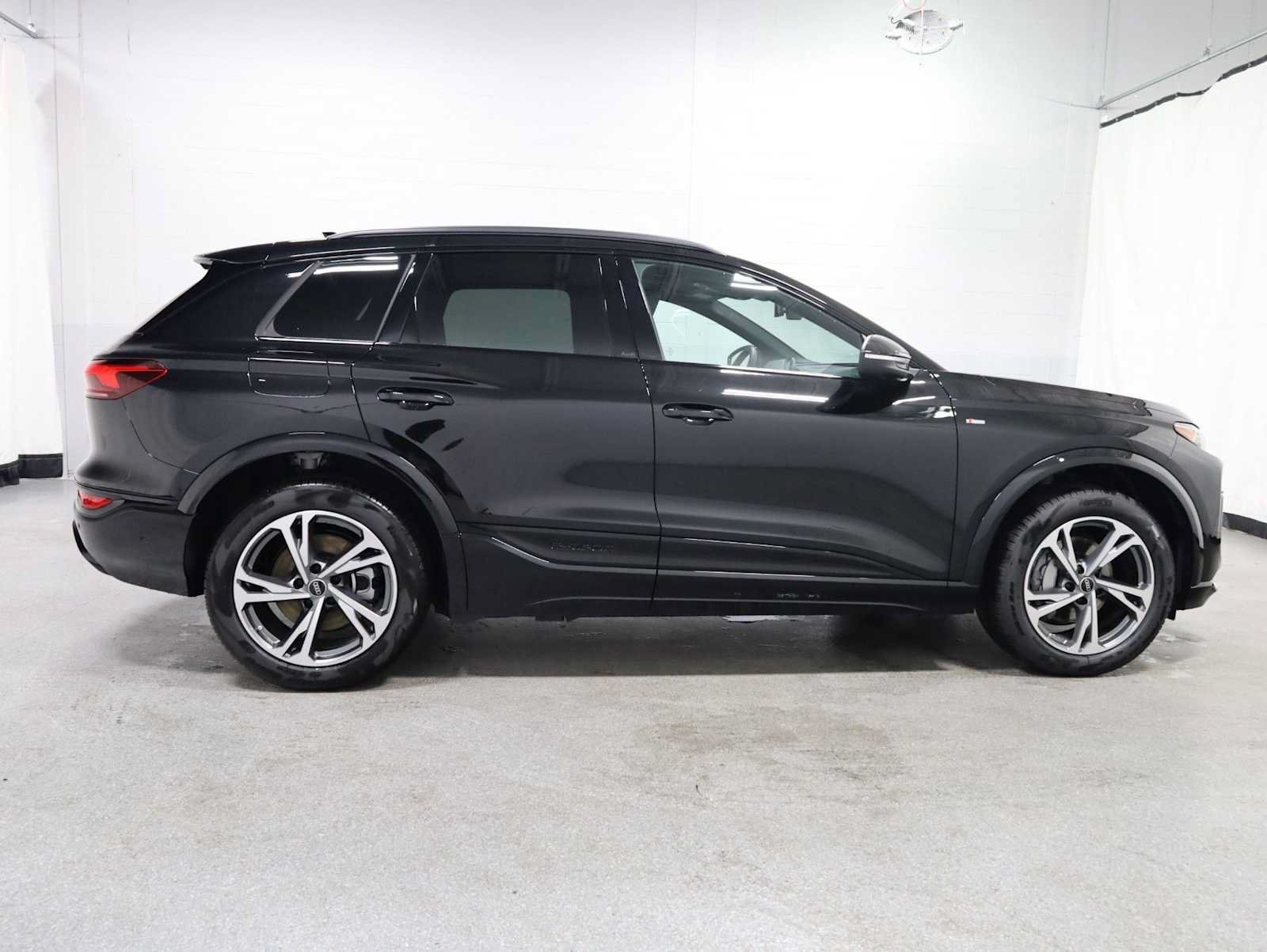 New 2027 Audi Q6 e-tron Premium Plus AWD/4WD image 10
