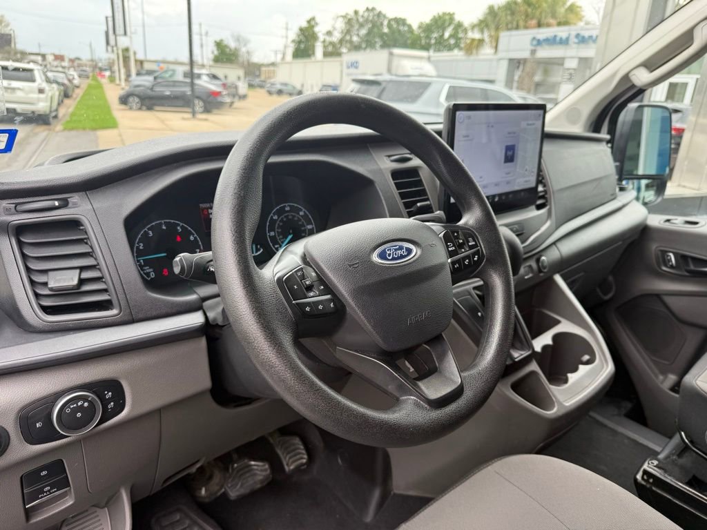 Used 2022 Ford Transit 350 XLT RWD image 5