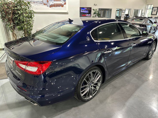 Used 2018 Maserati Quattroporte S GranSport RWD image 26