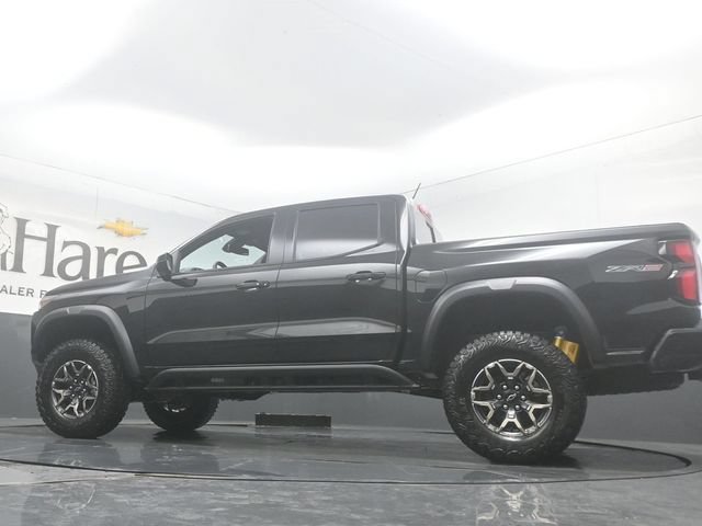New 2026 Chevrolet Colorado ZR2 w/ Technology Package AWD/4WD image 33