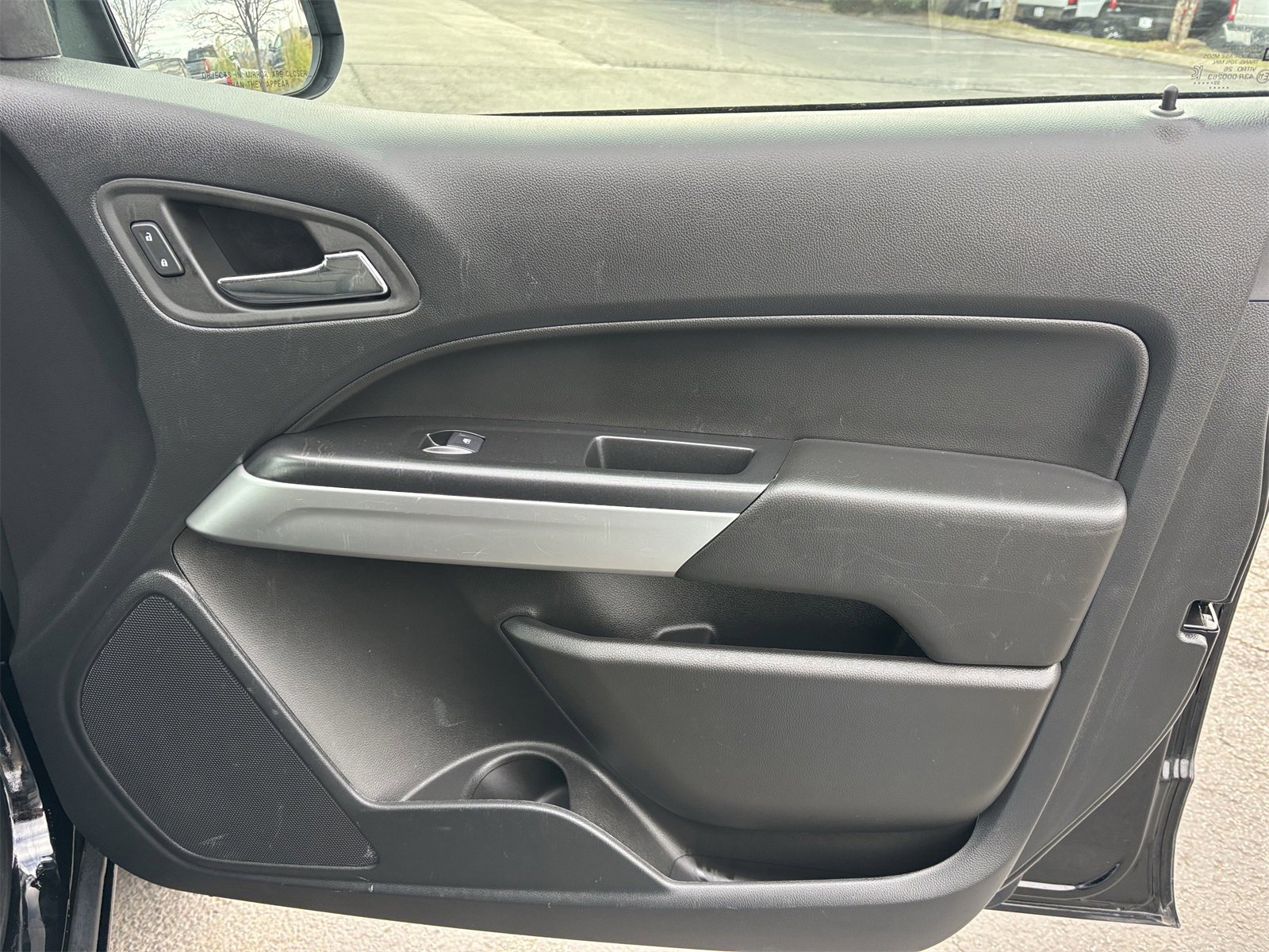 Used 2022 Chevrolet Colorado LT w/ Fleet Safety Package image 24