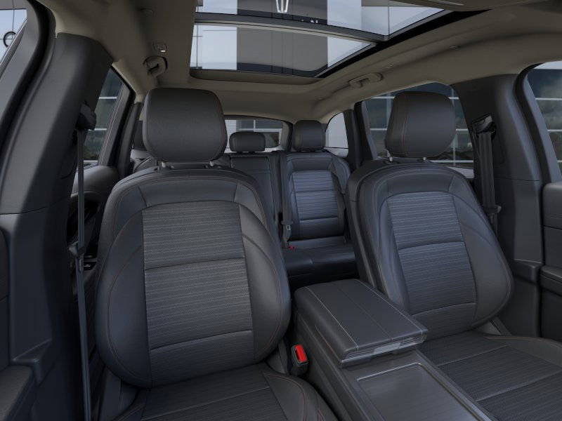 New 2026 Lincoln Nautilus Reserve w/ Jet Appearance Package image 10