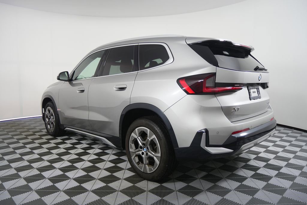 Certified 2023 BMW X1 xDrive28i AWD/4WD image 5