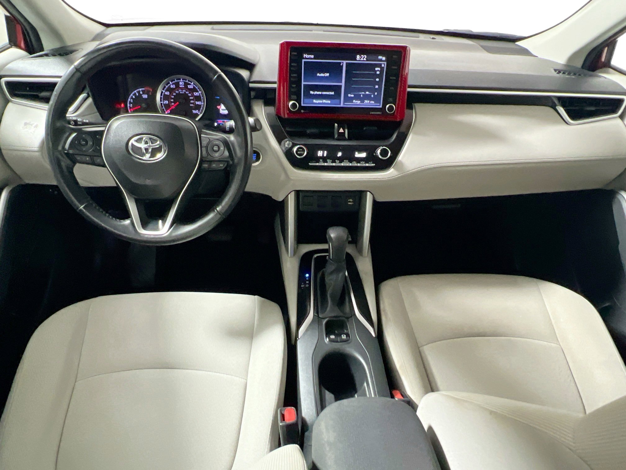 Used 2022 Toyota Corolla Cross LE image 30