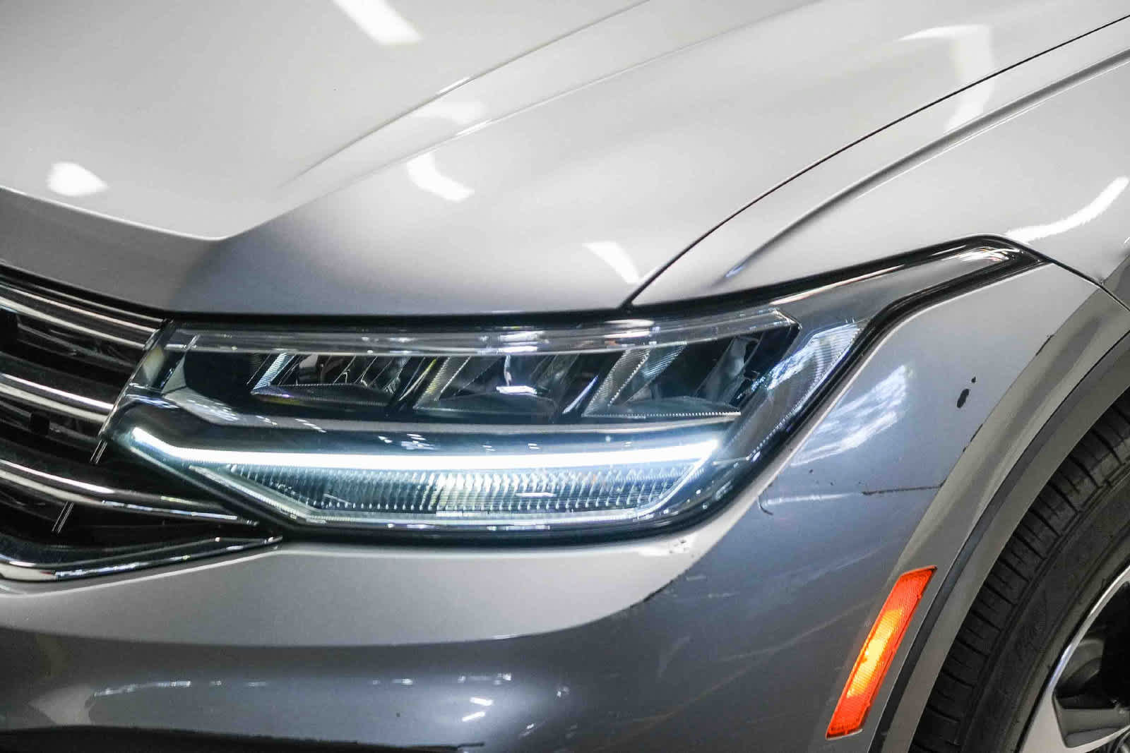 Used 2024 Volkswagen Tiguan S FWD image 2