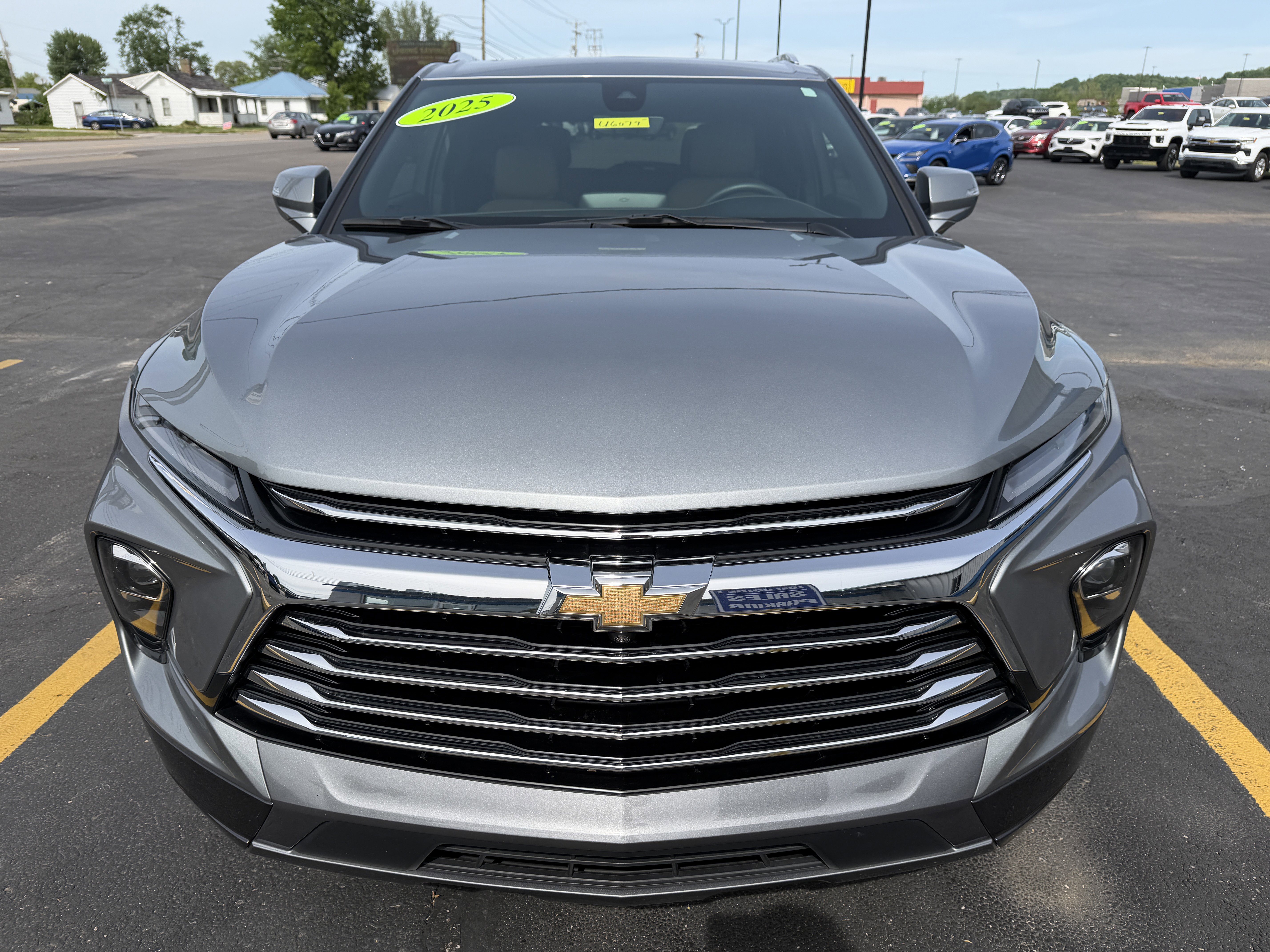 Used 2025 Chevrolet Blazer Premier w/ Driver Confidence II Package FWD image 6